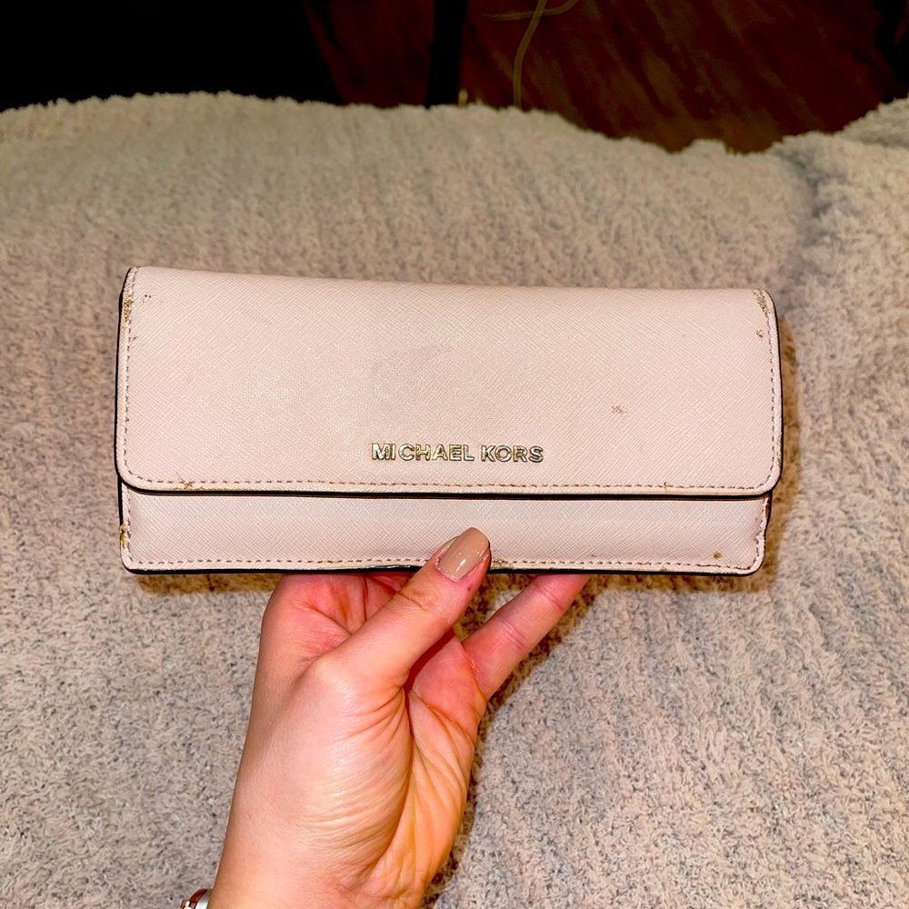 Micheal Kors Blush Pink wallet